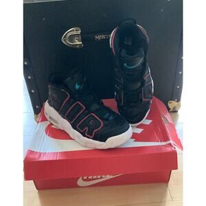 Nike Air More Uptempo GS size 6 youth DJ4610 001